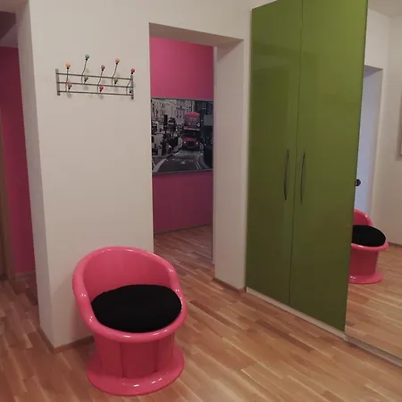 Flora Appartement *
